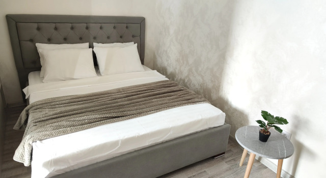 Panda Home vozle TTs Ostrov i TTs Kristall Apartment, Prenota Appartamento Hotel a Tyumen Region con parcheggio, Parcheggio