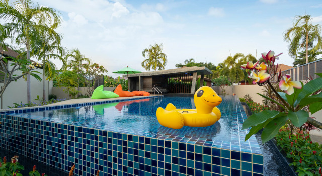Garden Pool Villa near Rawai Beach 1 Apartments, Забронировать Апартаменты/квартира Раваи 