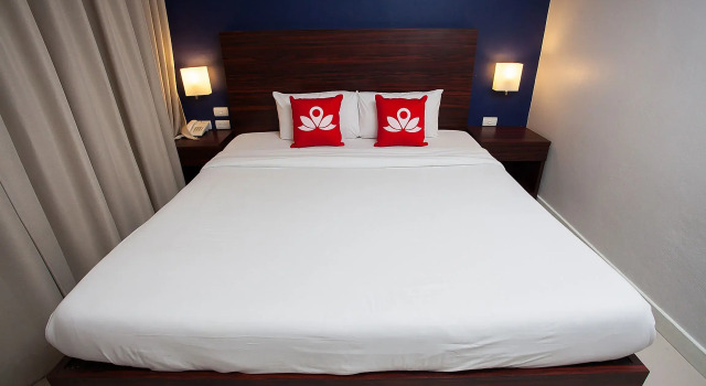 Двухместный номер Standard с красивым видом из окна Отель ZEN Rooms Silom Soi 17