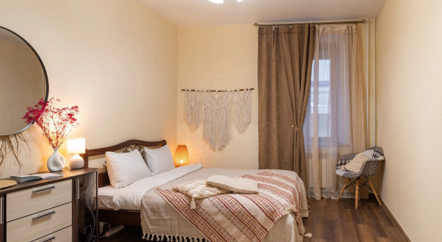 S Dvumya Spalnyami Vozle Kremlya Flat, Rezervovat Apartmán Hotely v Moskva s parkováním, poblíž Lenkom Theatre, Parkování
