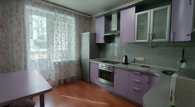 Bolshaya uyutnaya 1-komnatnaya kvartira Apartments, Prenota Appartamento Industrial area Samara