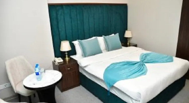 Двухместный номер Standard с балконом и с красивым видом из окна Karat Inn Boutique Hotel
