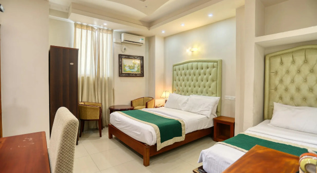 Люкс Отель Lazaani Colombo