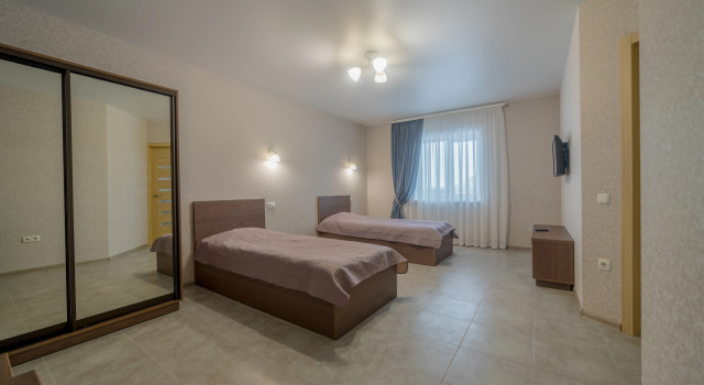 Rajskij Dvorik Hotel, Book Hotel Hotels in Brovary with a Pool, Swimming Pool