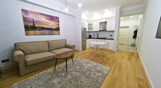 Appartement met balkon en  met uitzicht Opera Apartments Almaty