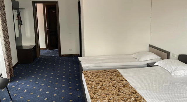 Трёхместный семейный номер Comfort Отель Загородный Лежневская Лагуна