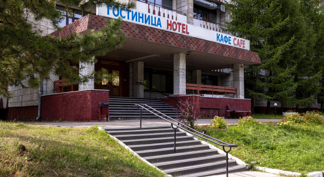 Отель  Меридиан