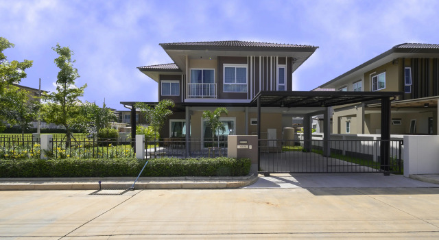 4 BR Saransiri 1#l Pool Gym Garage Netflix Villa	