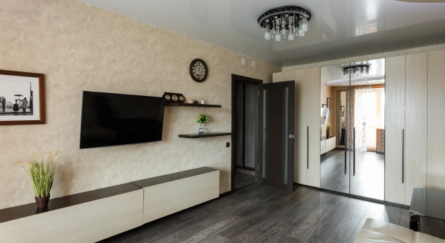 Zhivi Uyutno Petr 1 Apartments, Book Apartment Industrial area 