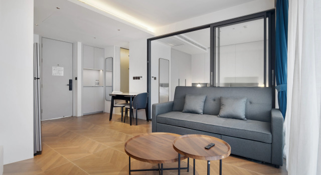 Апартаменты Resort D305 Beachfront One-Bedroom