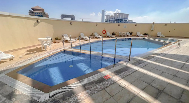 Апартаменты c 1 комнатой Апартаменты Cosmos Living Premier Studio Near Metro