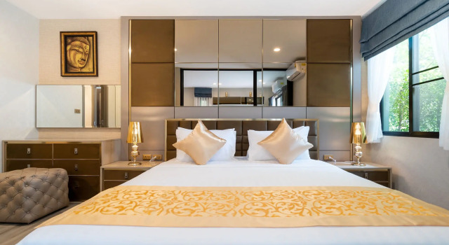 Двухместный номер Executive с балконом и с красивым видом из окна 46m2 Luxury Poolside 1 Bedroom Free Netflix Apartments	