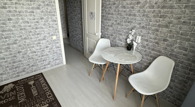 S Sovremennym Remontom Flat, Buchen Sie Ferienwohnung Günstige Hotels in Jurga