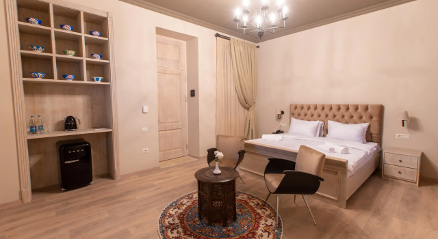 Двухместный номер with Atrium view Deluxe Отель Art Club