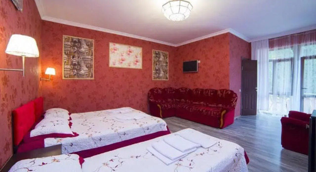 SVK-Hotel, Varaa Hotelli Hotellit Gudauta district pysäköinnillä, Pysäköinti