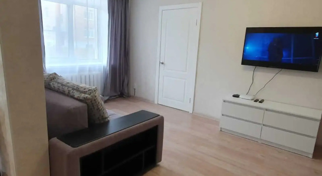Na Ulitse Karla Libknekhta 17 Flat, Prenota Appartamento Krasnokamsk Perm Krai
