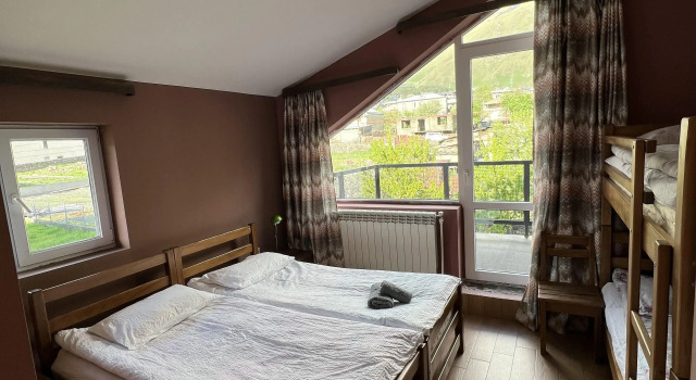Guest House 15, Book Guesthouse Stepantsminda Kazbegi Municipality