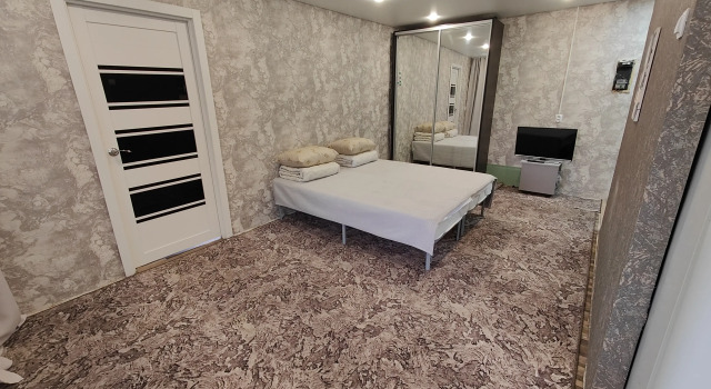 Apart Miass na Dobrolubova Apartments, Book Apartment Cheap Hotels in Miass