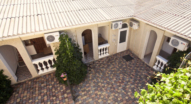 Mabir Guest House, Reservar Casa de hóspedes Uspeh 