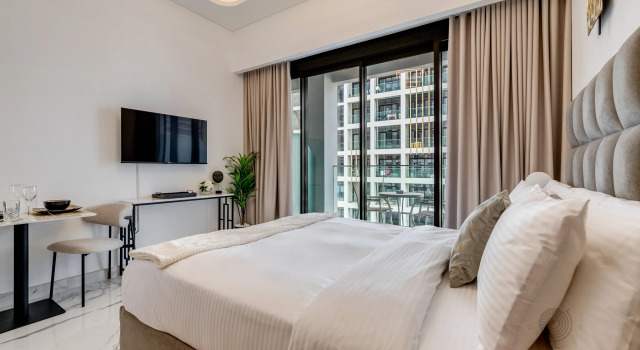 Студия Апарт-отель Globalstay Azizi Riviera 67