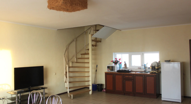 Коттедж с балконом и с красивым видом из окна Astarta Mini-Hotel