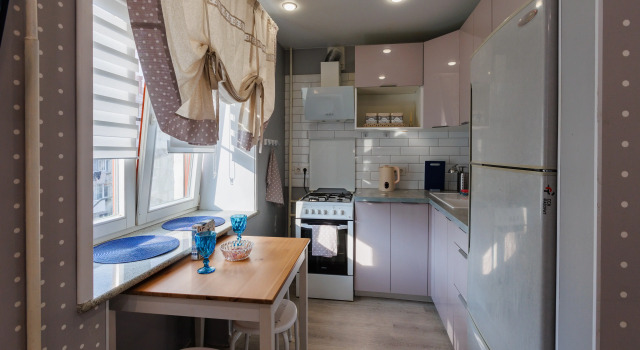 Odnokomnatnaya Uyutnaya, Solnechnaya I Tyoplaya S Prostornoy Kukhney-Gostinoy Nedaleko Ot Vokzala Flat, Rezerwuj Apartament Chabarowsk Kraj Chabarowski