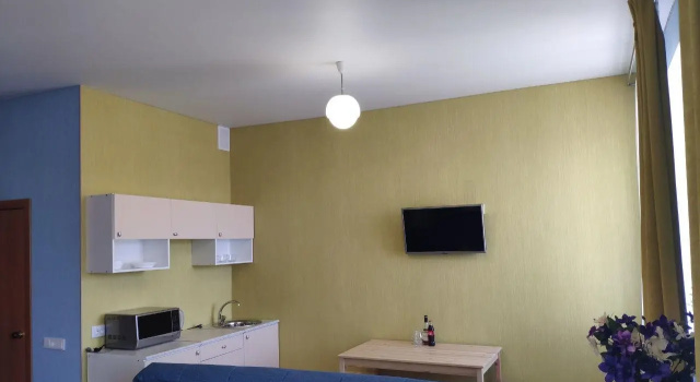 Apartment House on Melnova 2, Book Lejlighed Hoteller i Zlatoust med parkering, Parkering