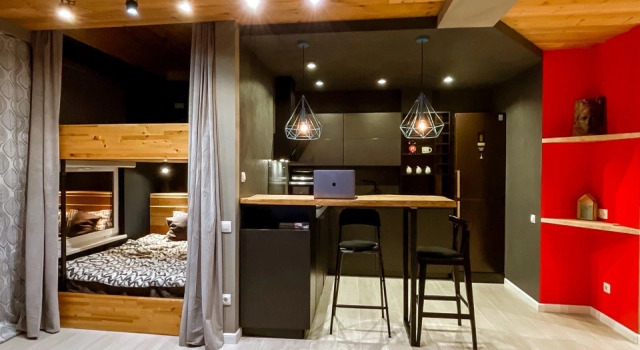 Четырёхместная студия с красивым видом из окна Квартира Loft Cozy Apartment