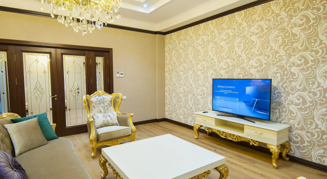 Appartamento 3 camere con balcone e con vista ROYAL RESIDENCE