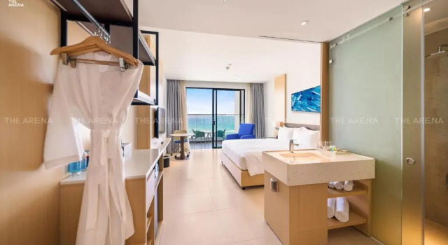 Двухместный номер Premier oceanfront Курортный отель The Empyrean Cam Ranh Beach Resort