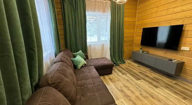 Коттедж Частный дом Сибирь House 3х комн. Гостевой дом рядом с сектором А и Б