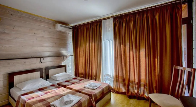 Griffon Hotel