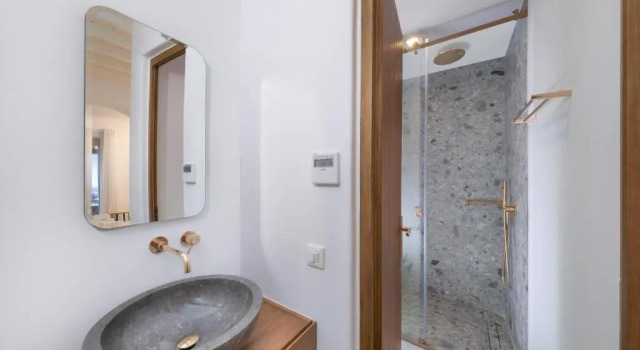 Luksusowy dwuosobowy pokój i balkonem i z widokiem Legendary Suites Hotel