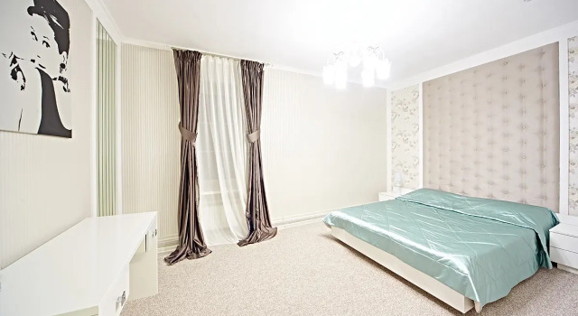 GRK Bristol Hotel, Prenota Hotel Hotel a Central Russia con parcheggio, Parcheggio