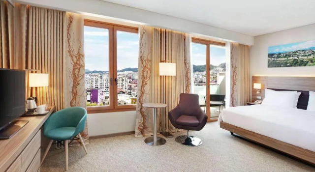 Двухместный номер Hilton Garden Inn Tirana