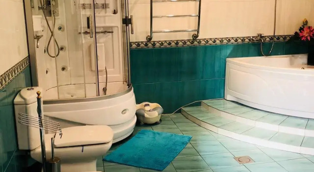 Коттедж с 3 комнатами с балконом и с красивым видом из окна Частный Дом В Тропическом Саду