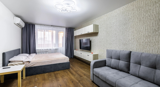 V Tsentre Kazani S Vidom Na Kreml 1-K Flat, Prenota Appartamento Hotel a Tatarstan con parcheggio, Parcheggio