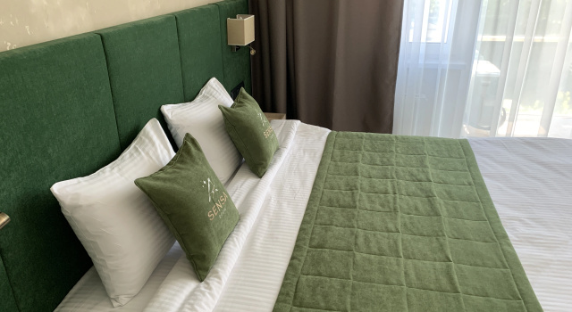 Двухместная студия-апартаменты Классик с балконом Апарт-отель Sensa Room