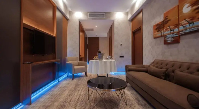 Двухместный полулюкс Midtown Hotel Baku