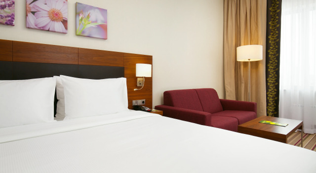Двухместный номер Улучшенный Отель Hilton Garden Inn Волгоград