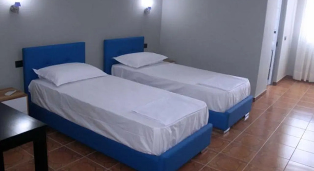 Aurelis Hotel, Забронировать Отель Отели области Тираны с парковкой, Парковка
