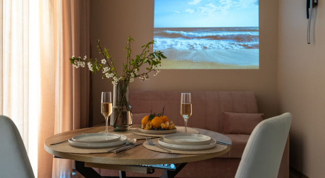 S Terrasoy I Proyektorom Na 1 Linii Morya Apart Zelenogradsk Flat, Book Apartment Zelenogradsk 