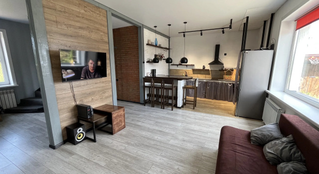 V Belokurikhe S Vidom Na Gory Private House, Buchen Sie Ferienhaus Villen in Altaysky Kray, Villa