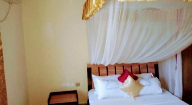 Апартаменты Мини-Отель Chamiachi and Apartments