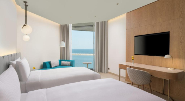 Номер Deluxe Отель voco Muscat Al Mouj by IHG