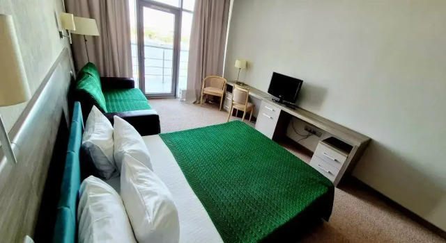 S Balkonom #512 Apartments, Prenota Appartamento Astrachan' Astrakhan Region
