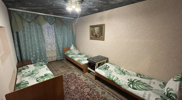 Na Suvorova 30/4 Flat, Rezerwuj Apartament Hotele w Republika Komi z parkingiem, Parking