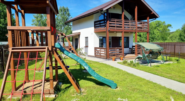 Коттедж № 2 Гостевой дом на Волге River Houses