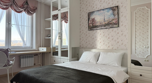 Na Michurina Flat, Reserva ahora Apartamento Hoteles en Krasnoyarsk con aparcamiento, Aparcamiento