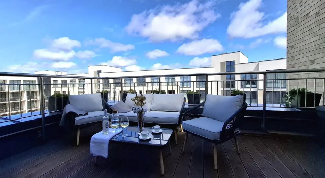 Skyatlantis s Privatnoy Terrasoy na Pervoy Linii Luchshego Plyazha Goroda Flat, Book Apartment Zelenogradsk 